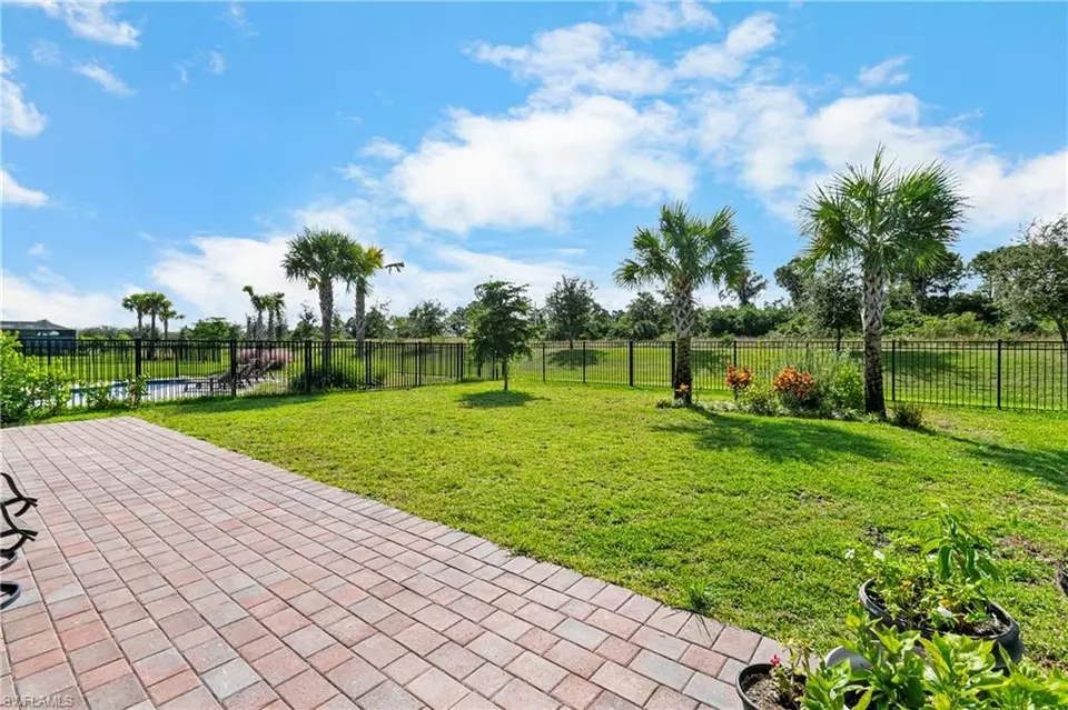 Exterior - 3705 Passion Vine Dr, Alva, FL 33920 photo 12 of 14