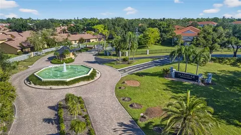 5490 Governors Dr, Fort Myers, FL 33907