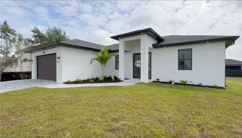 3823 NW 46th Ln, Cape Coral, FL 33993