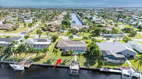 3908 SE 16th Pl, Cape Coral, FL 33904