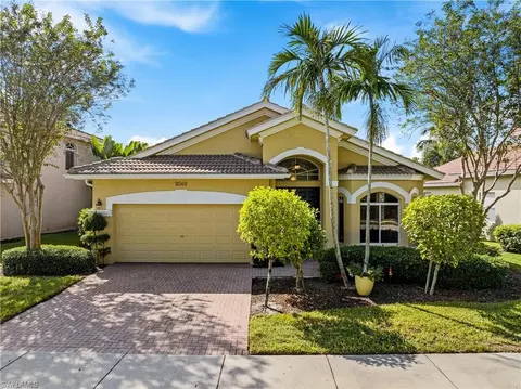 3569 Malagrotta Cir, Cape Coral, FL 33909