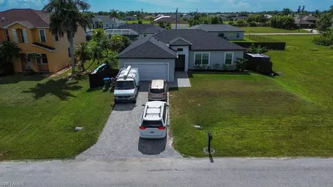 2750 NW 4th Ter, Cape Coral, FL 33993