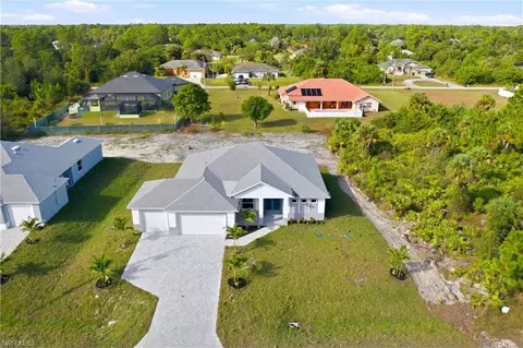 707 Mckinley Ave, Lehigh Acres, FL 33972