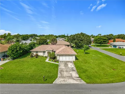 402 Chancery Ave, Lehigh Acres, FL 33936