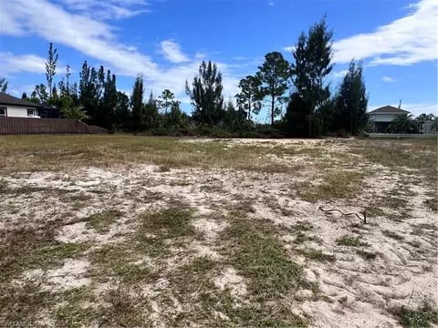 3543 NE 21st Ave, Cape Coral, FL 33909