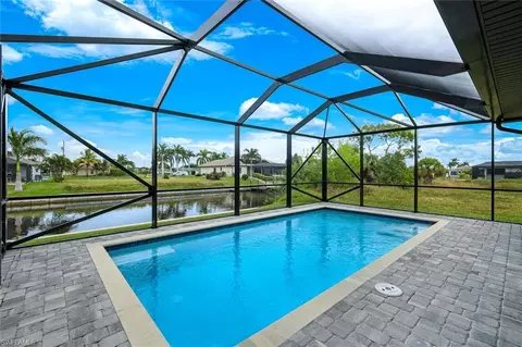 2305 SW 32nd St, Cape Coral, FL 33914