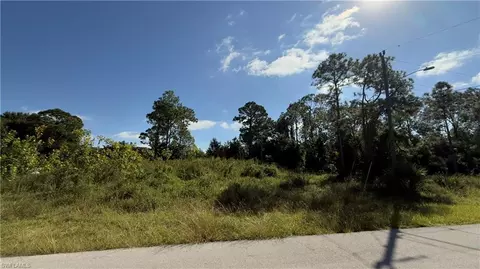 420 Hamilton Ave, Lehigh Acres, FL 33972