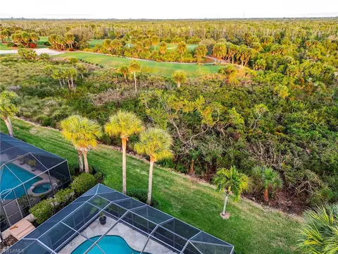 8782 New Castle Dr, Fort Myers, FL 33908