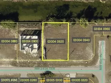 911 NW 24th Ter, Cape Coral, FL 33993