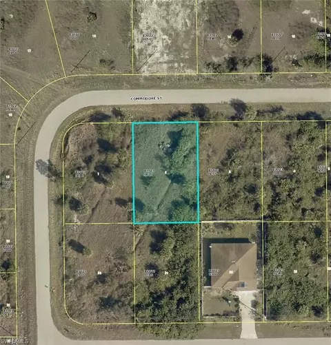 936 Commodore St, Lehigh Acres, FL 33974
