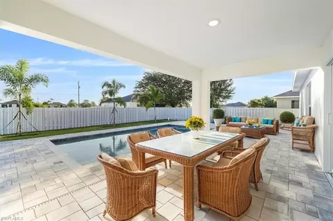 1726 NW 17th St, Cape Coral, FL 33993