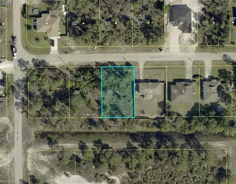 714 Almelia St E, Lehigh Acres, FL 33974