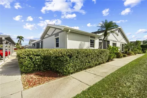 6865 Sandtrap Dr, Fort Myers, FL 33919