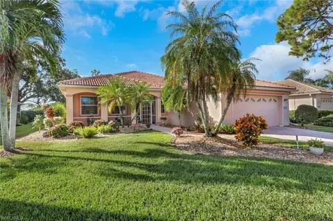 2100 Rio Nuevo Dr, North Fort Myers, FL 33917