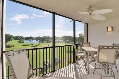 4604 Flagship Dr #305, Fort Myers, FL 33919
