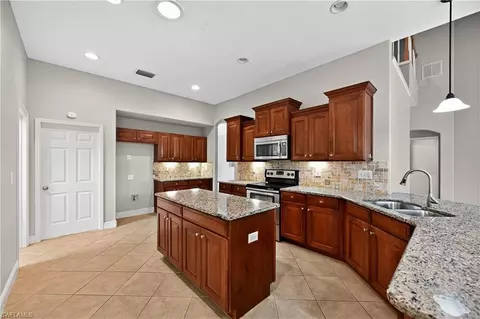 Kitchen - 13502 Loreo Ct, Estero, FL 33928 photo 2 of 5
