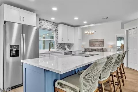 1113 SE 17th St, Cape Coral, FL 33990