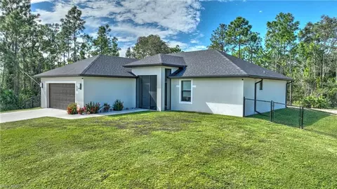 828 Downer Ave S, Lehigh Acres, FL 33974