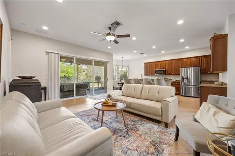 10117 Silver Maple Ct, Fort Myers, FL 33913