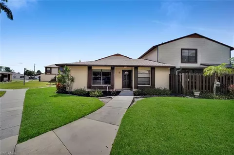 719 SE 12th Ave #106, Cape Coral, FL 33990