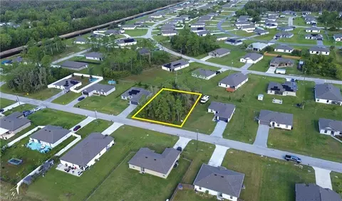 179 Yager Cir, Fort Myers, FL 33913