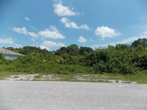 3714 17th St W, Lehigh Acres, FL 33971