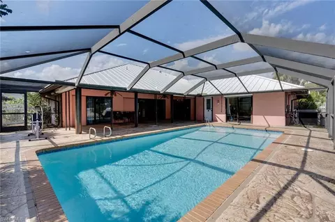 4220 Prestwick Ct, North Fort Myers, FL 33903