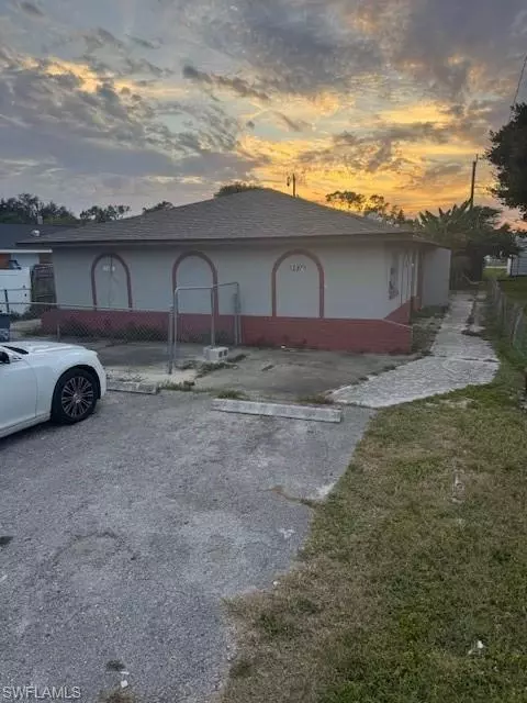 55265528 3rd Ave, Fort Myers, FL 33907