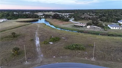3019 NW Beechwood Cir, Labelle, FL 33935
