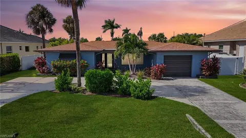 5322 Cortez Ct, Cape Coral, FL 33904