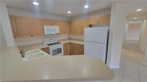 3948 Pomodoro Cir #304, Cape Coral, FL 33909