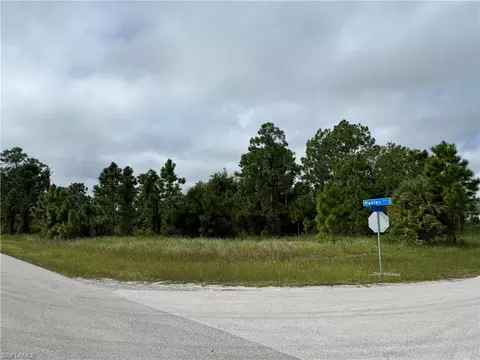 1254 Egbert St E, Lehigh Acres, FL 33974