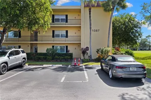 1087 Forest Lakes Dr #1-309, Naples, FL 34105