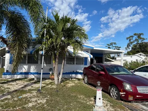 123 Torch Ln, North Fort Myers, FL 33917