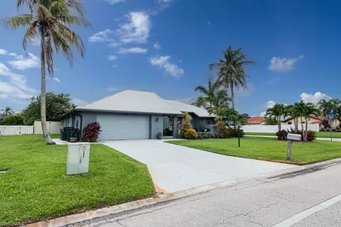 1702 Whiskey Creek Dr, Fort Myers, FL 33919