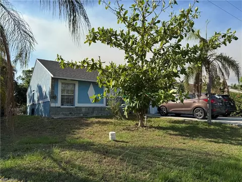 5353 Martin St, Naples, FL 34113 photo 2