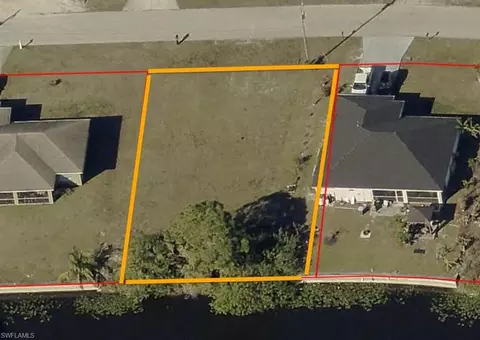 1720 NE 12th Ter, Cape Coral, FL 33909