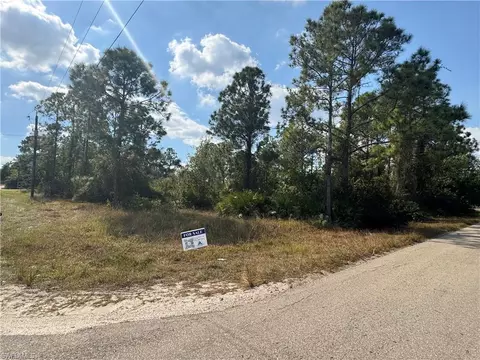 506 E 14th St, Lehigh Acres, FL 33972