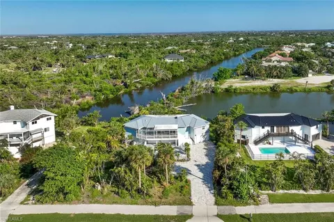 1730 Middle Gulf Dr, Sanibel, FL 33957