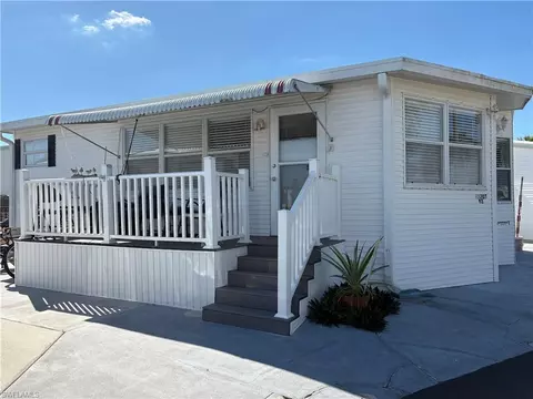 11207 Sunglow Ln #Y2, Fort Myers, FL 33908