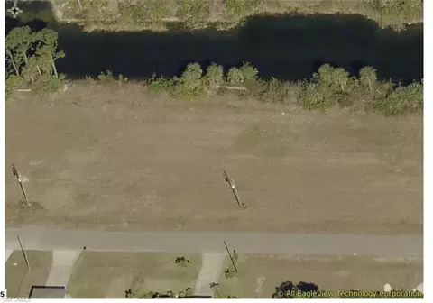 1717 NE 33rd Ter, Cape Coral, FL 33909