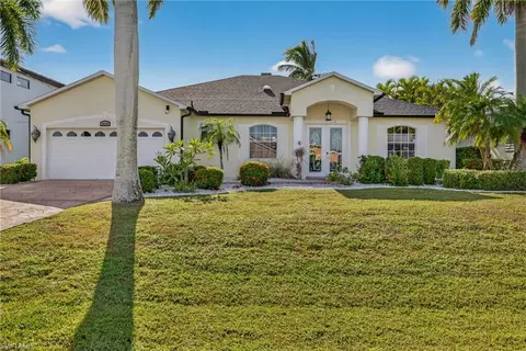2574 SW 27th Pl, Cape Coral, FL 33914