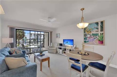 200 Lenell Rd #218, Fort Myers Beach, FL 33931
