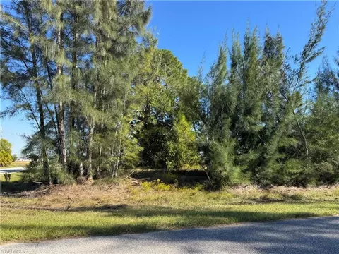 1729 NW 1st Ave, Cape Coral, FL 33993