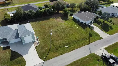 2226 NE 15th Ter, Cape Coral, FL 33909