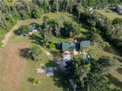 15217 N Pebble Ln, Fort Myers, FL 33912