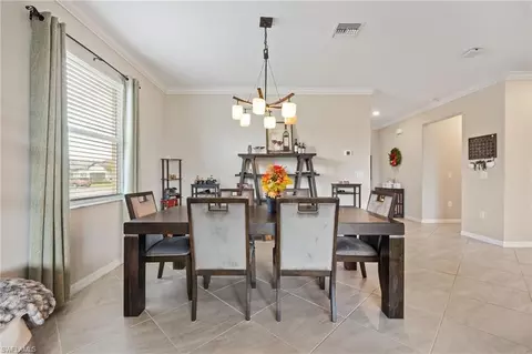 Dining - 4040 E Hampton Cir, Alva, FL 33920 photo 1 of 3