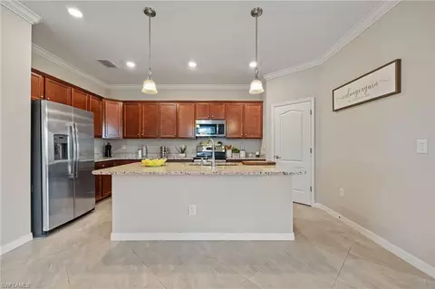 Kitchen - 4040 E Hampton Cir, Alva, FL 33920 photo 1 of 4