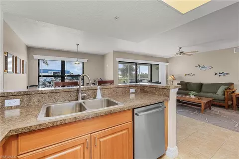 Kitchen - 16641 Stringfellow Rd #502, Bokeelia, FL 33922 photo 2 of 6
