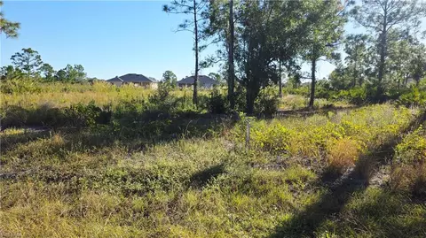 302 Moore Ave, Lehigh Acres, FL 33936